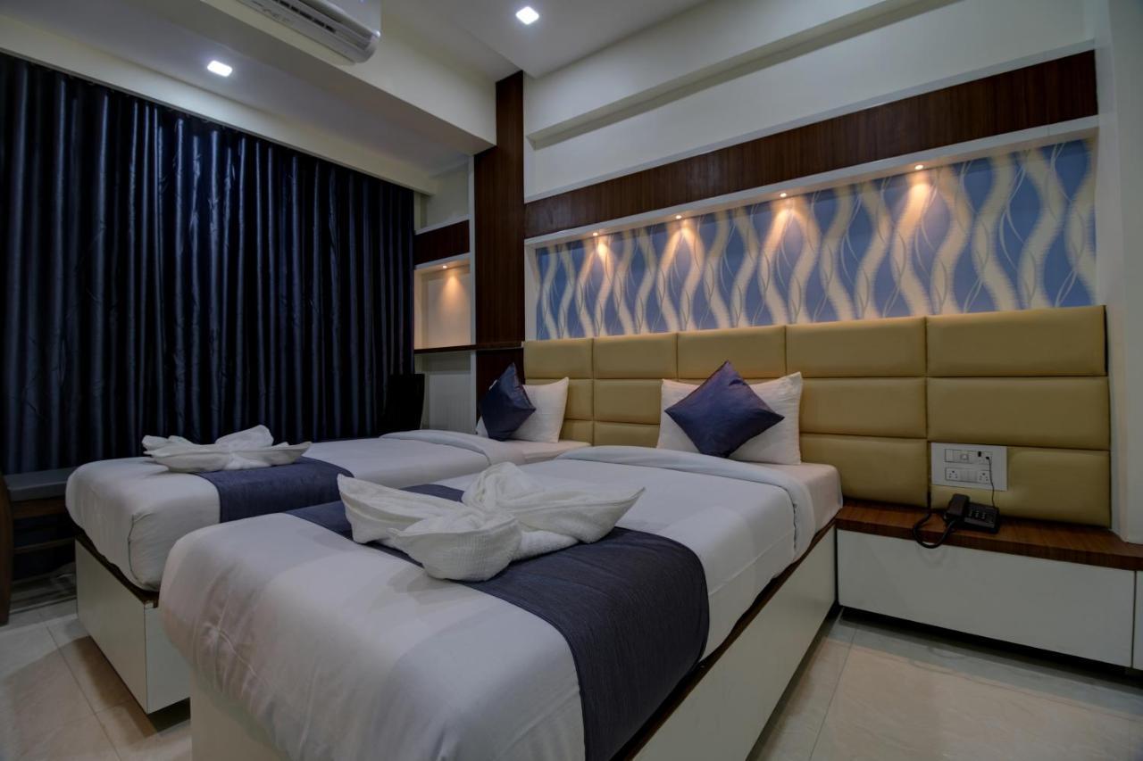Hotel Mourya Residency 纳威孟买 外观 照片