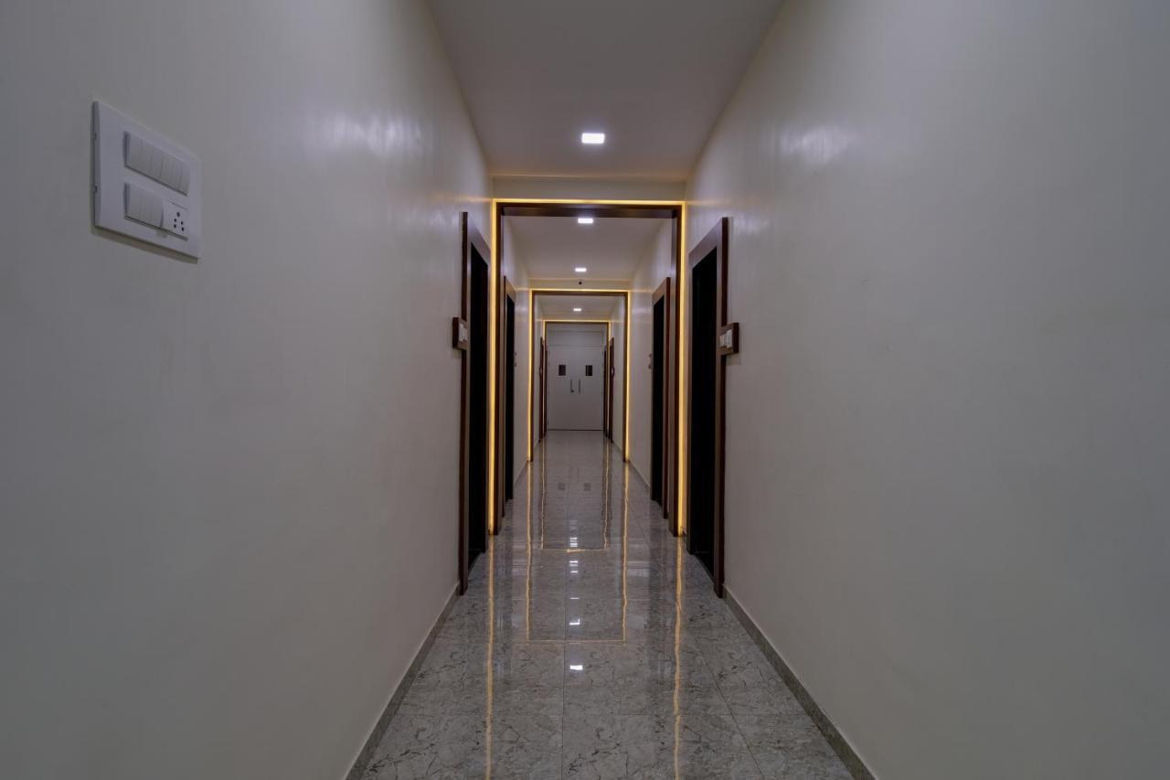 Hotel Mourya Residency 纳威孟买 外观 照片