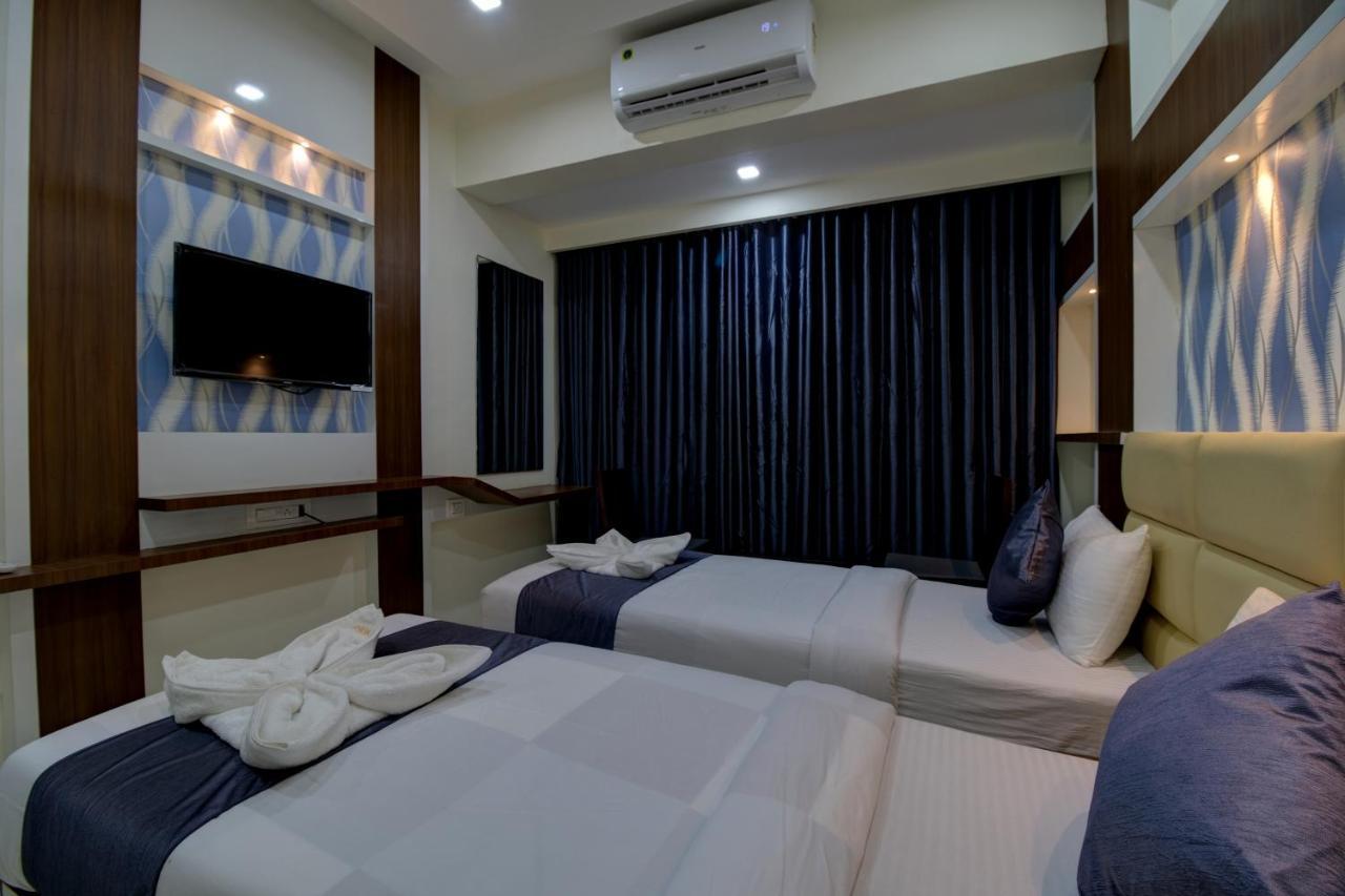 Hotel Mourya Residency 纳威孟买 外观 照片