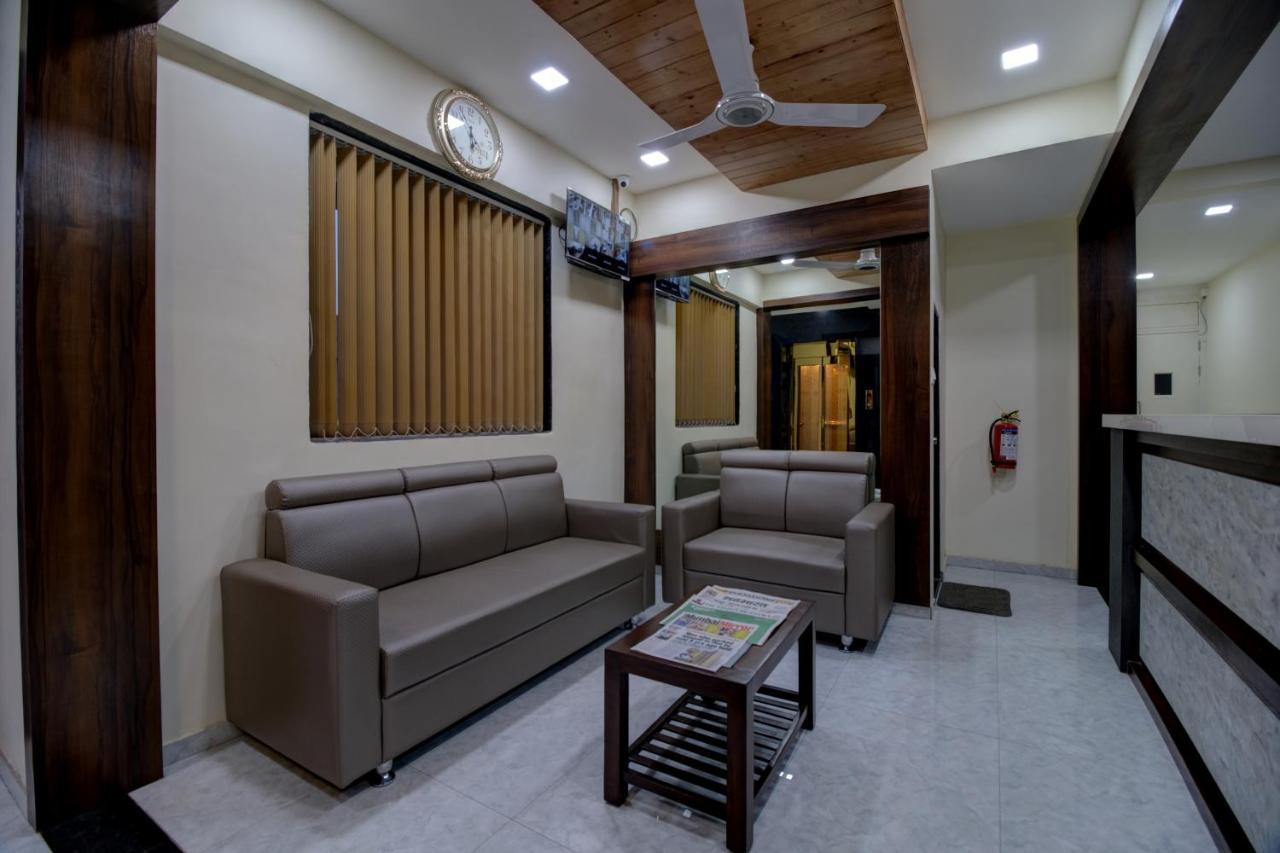 Hotel Mourya Residency 纳威孟买 外观 照片