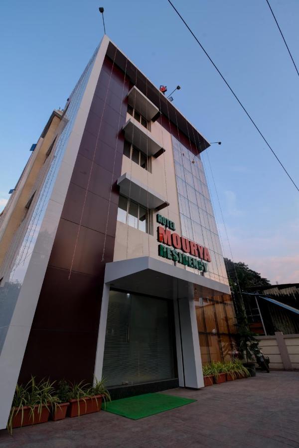 Hotel Mourya Residency 纳威孟买 外观 照片
